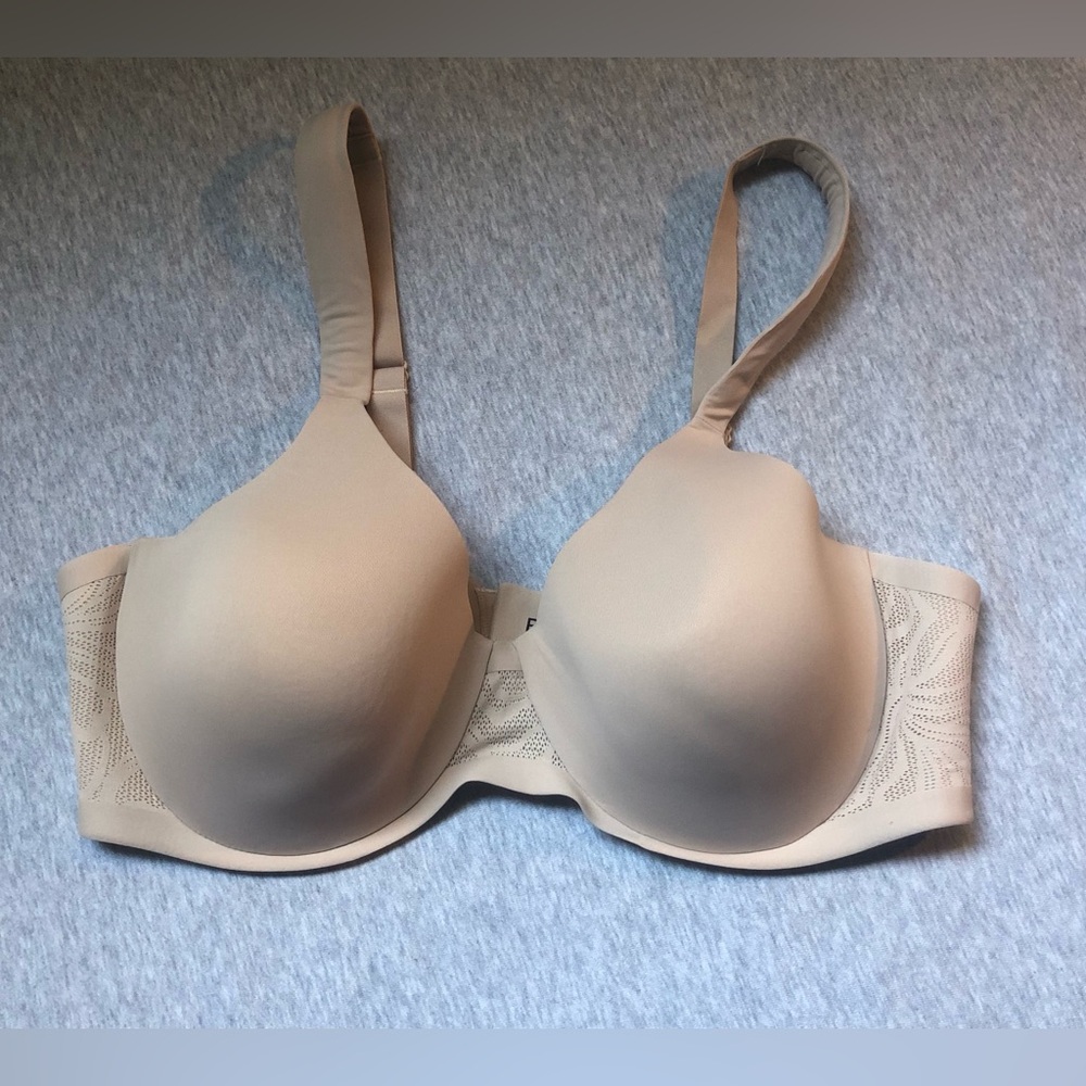 BALI Women’s Coolest Smoothing Underwire T-Shirt Bra DF 4580 Size: 42C